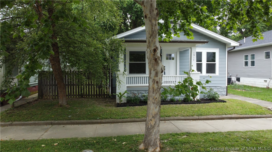 Listing Image 3