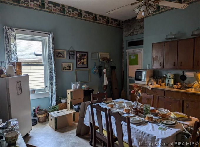 Listing Image 13
