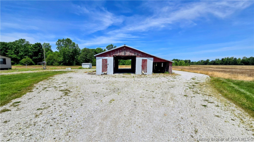 Listing Image 22