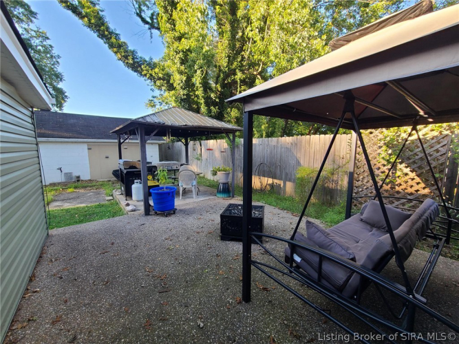 Listing Image 37