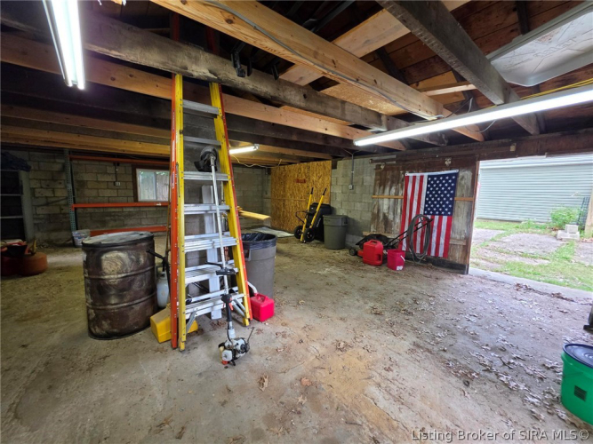 Listing Image 46