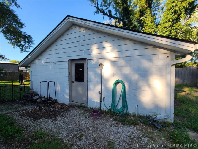 Listing Image 49