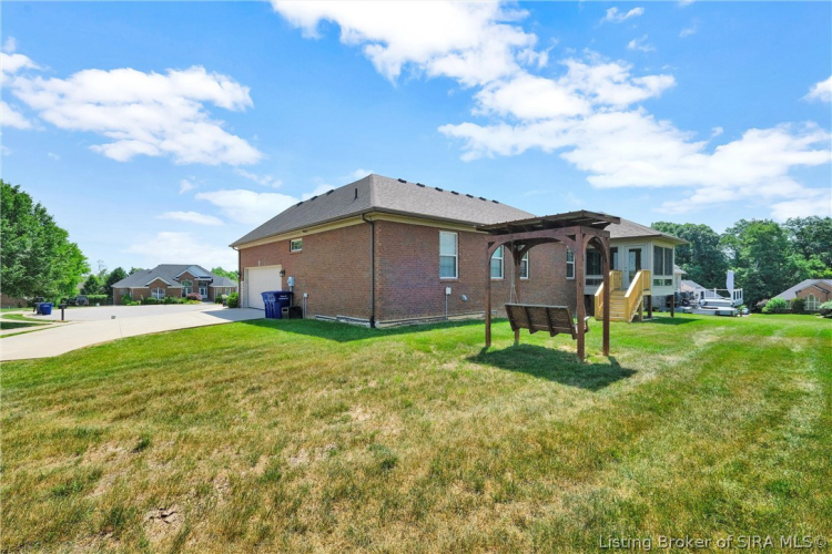 Listing Image 48