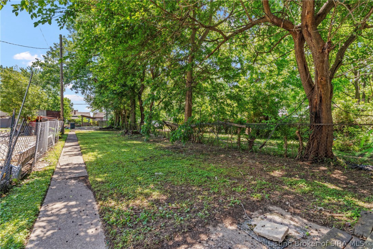 Listing Image 23