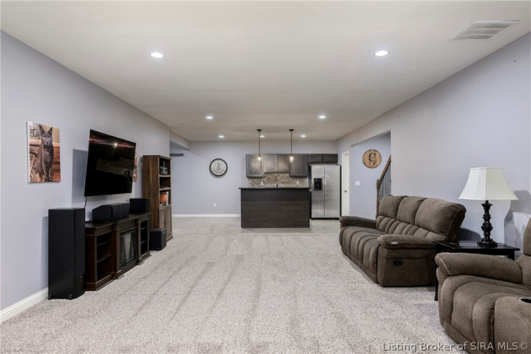 Listing Image 34