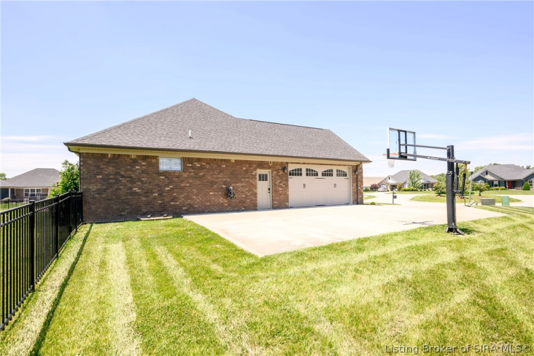 Listing Image 39