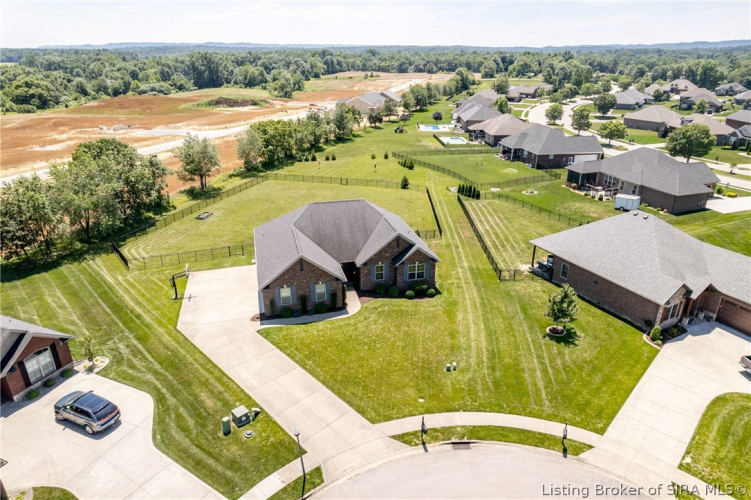 Listing Image 47