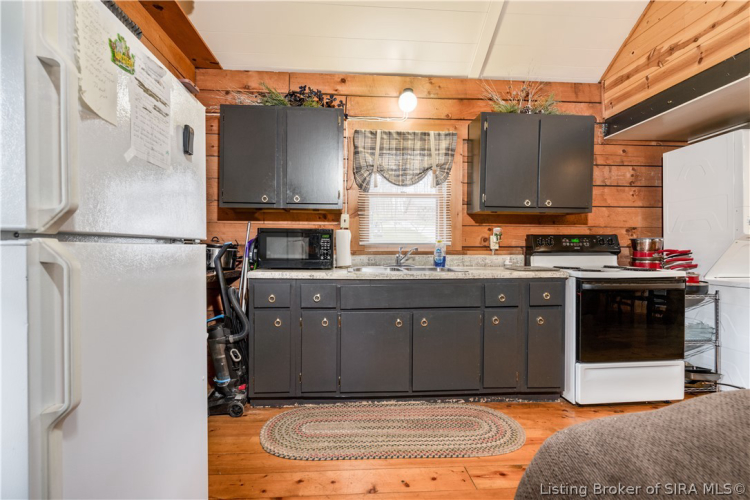 Listing Image 13