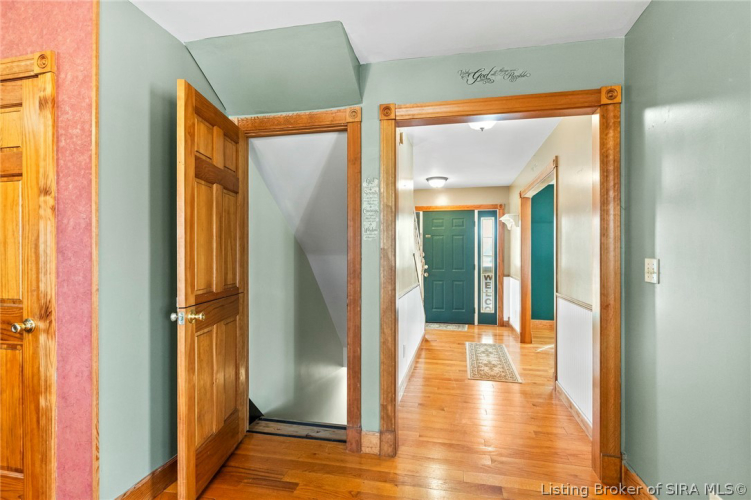 Listing Image 16