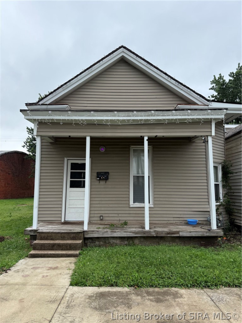 Listing Image 4