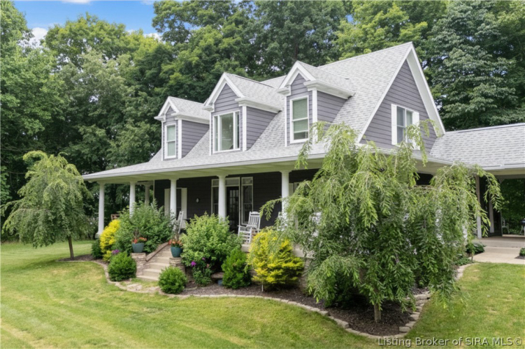 Listing Image 4