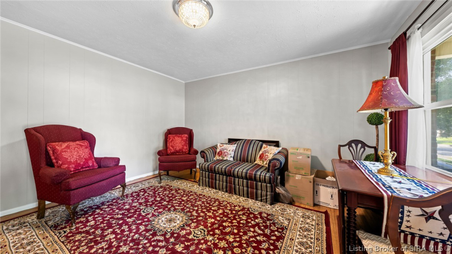 Listing Image 4