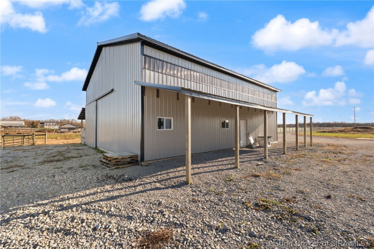 Listing Image 16