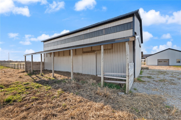 Listing Image 17