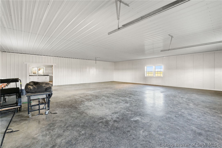 Listing Image 24