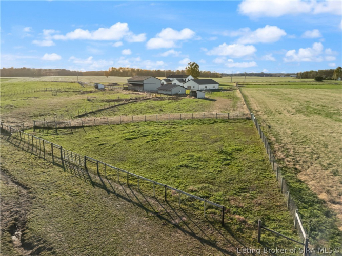 Listing Image 38