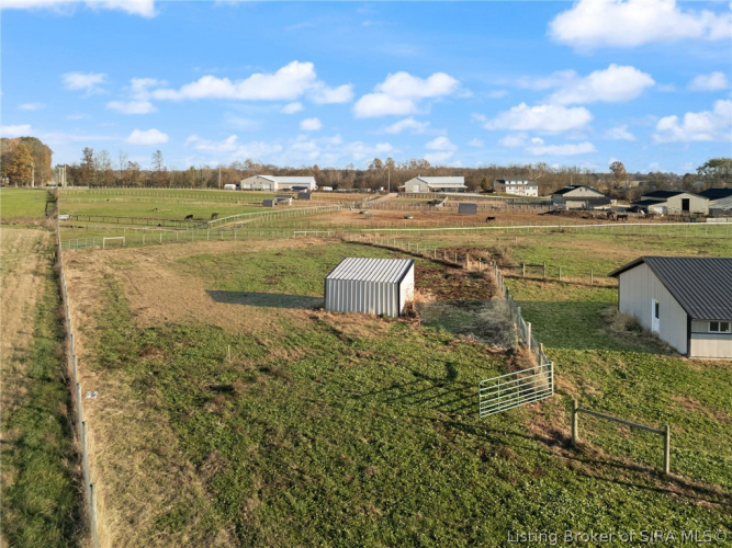 Listing Image 40