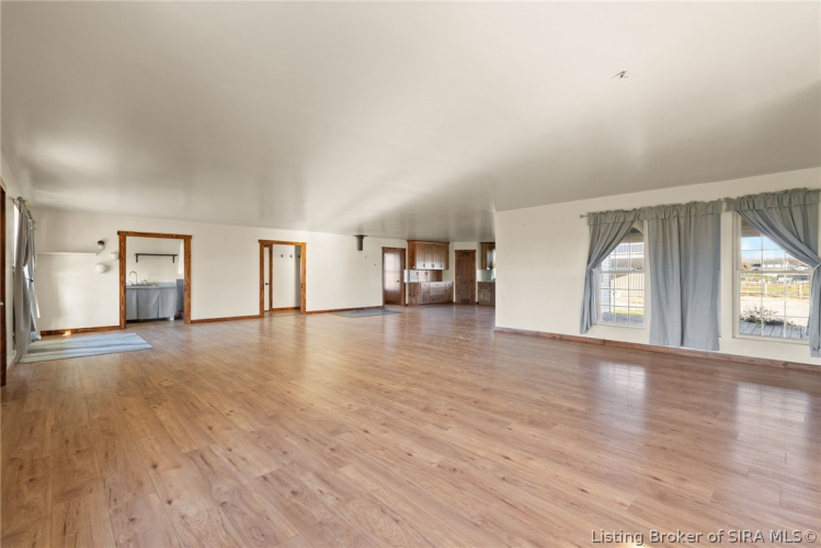 Listing Image 53