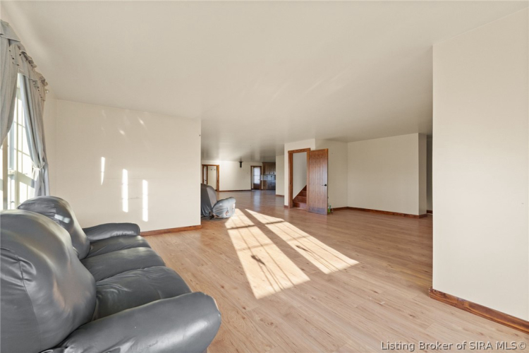 Listing Image 57