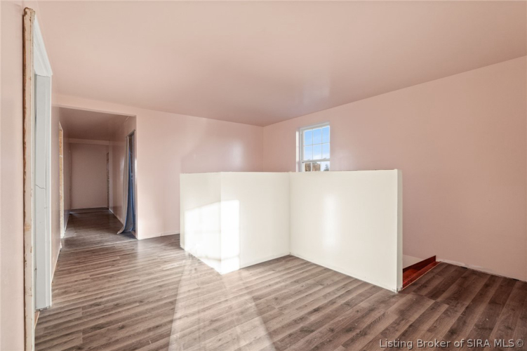 Listing Image 80