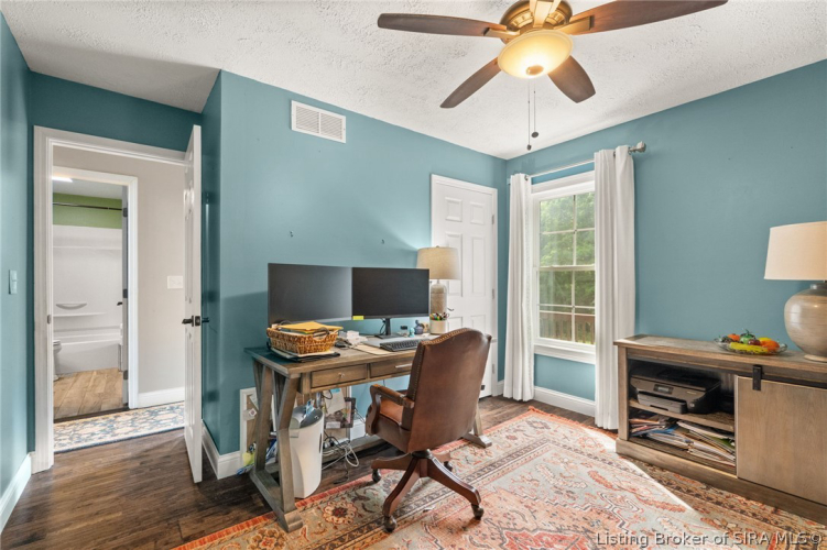 Listing Image 22