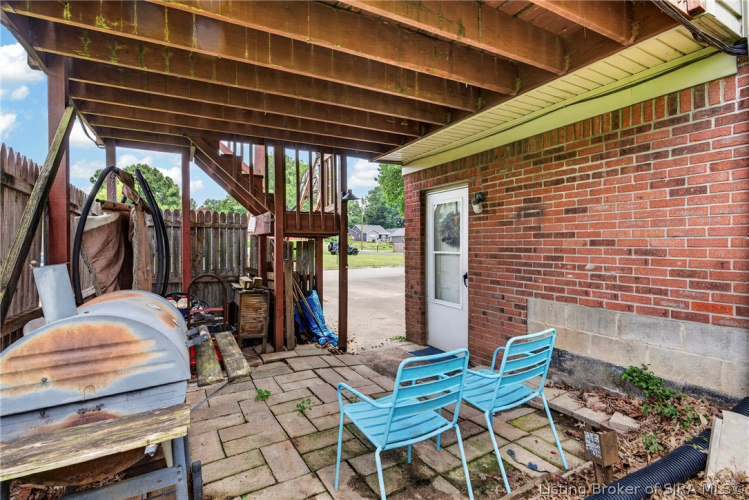 Listing Image 40