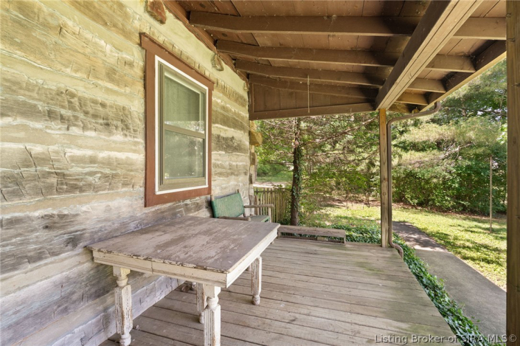 Listing Image 12