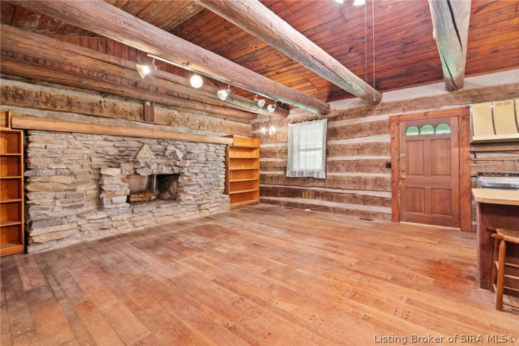 Listing Image 14