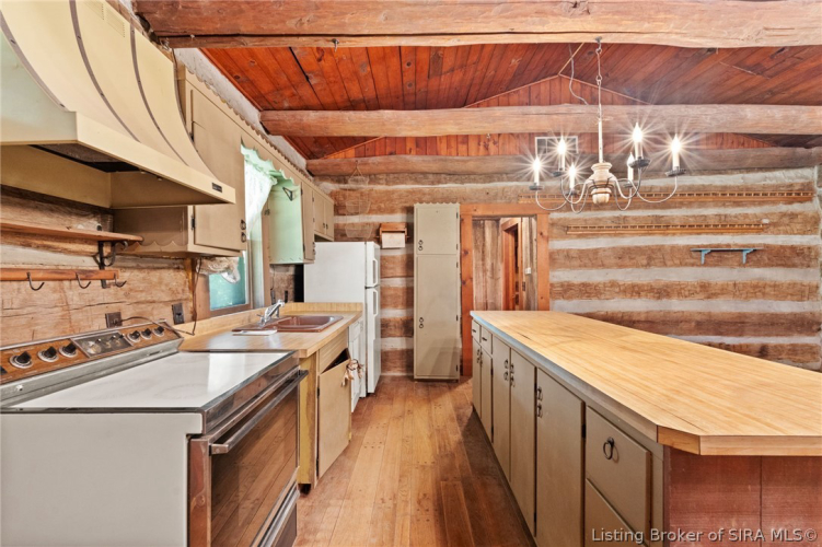 Listing Image 23