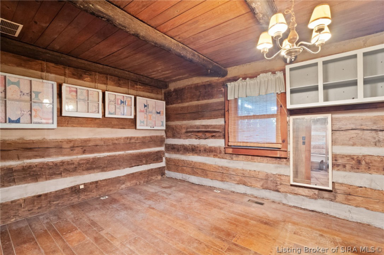 Listing Image 28