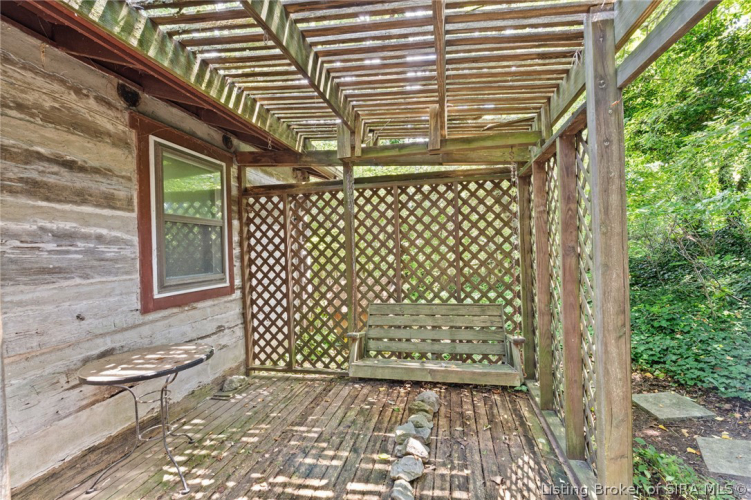 Listing Image 9
