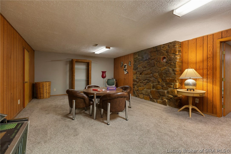 Listing Image 48