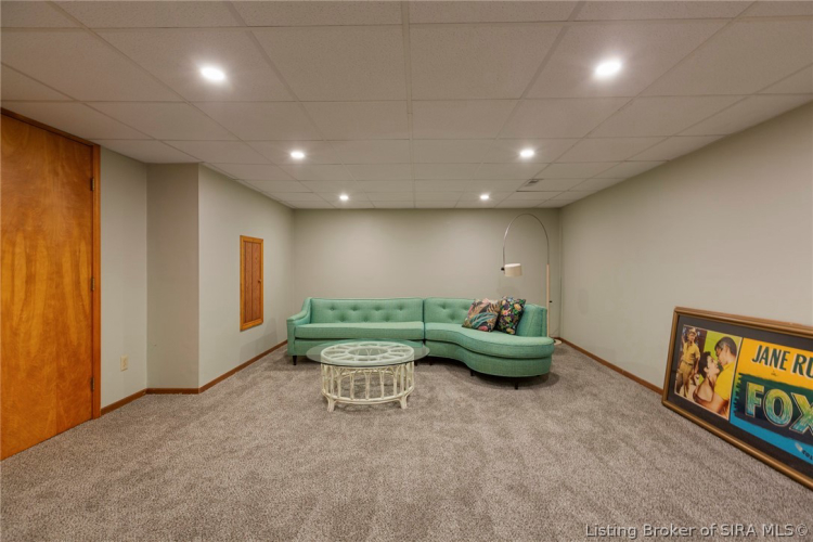 Listing Image 49