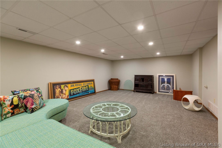 Listing Image 50