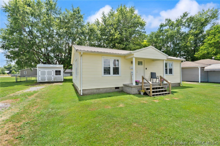 Listing Image 3