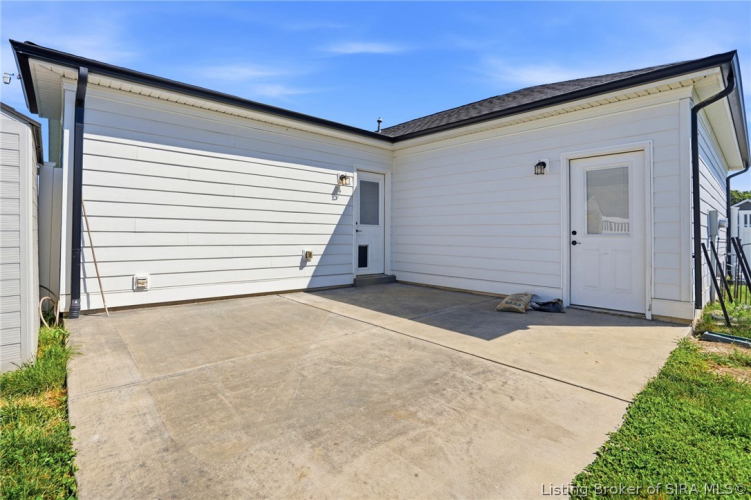 Listing Image 44
