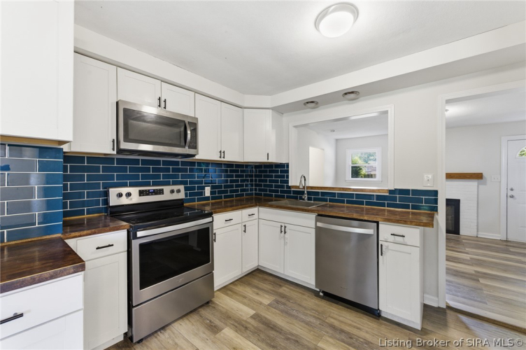Listing Image 13