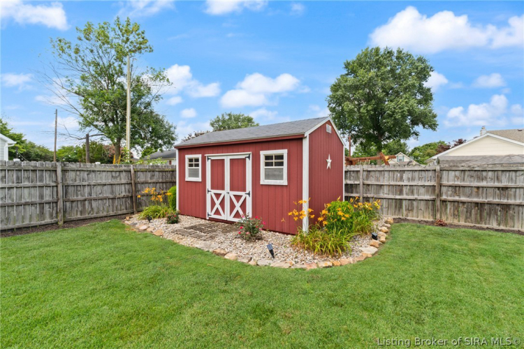 Listing Image 10