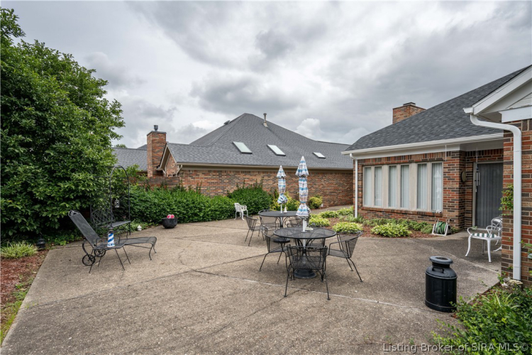 Listing Image 25