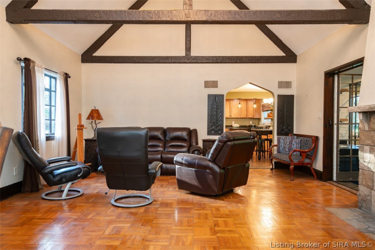 Listing Image 32