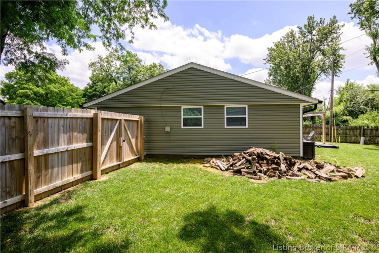 Listing Image 32