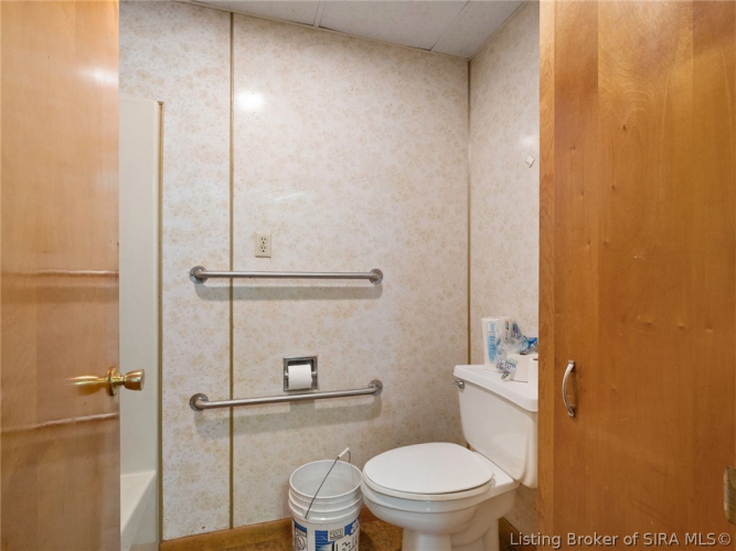 Listing Image 31