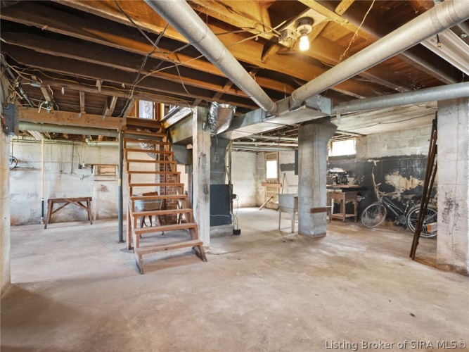 Listing Image 42