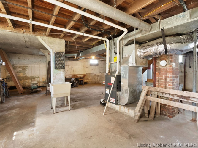 Listing Image 45