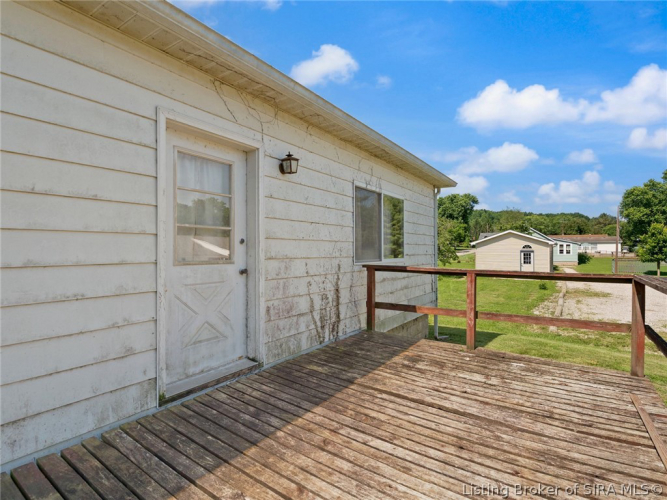 Listing Image 7