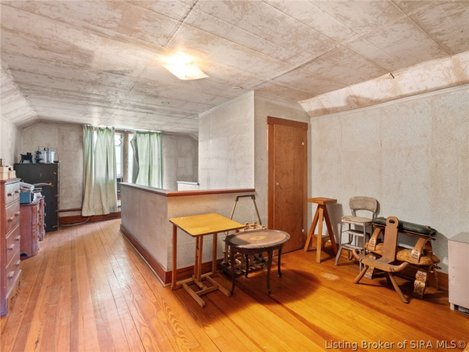 Listing Image 45