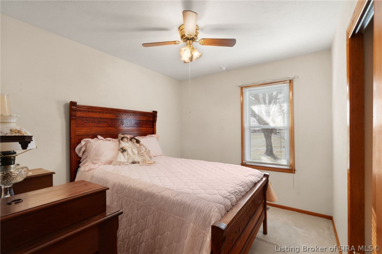 Listing Image 16