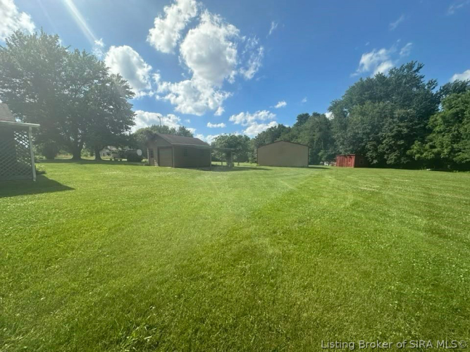 Listing Image 17
