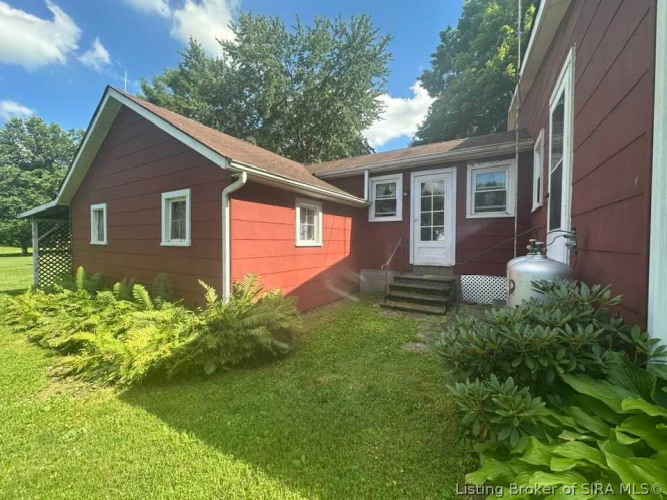 Listing Image 44
