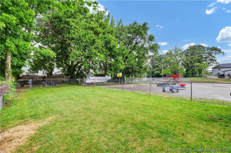 Listing Image 25